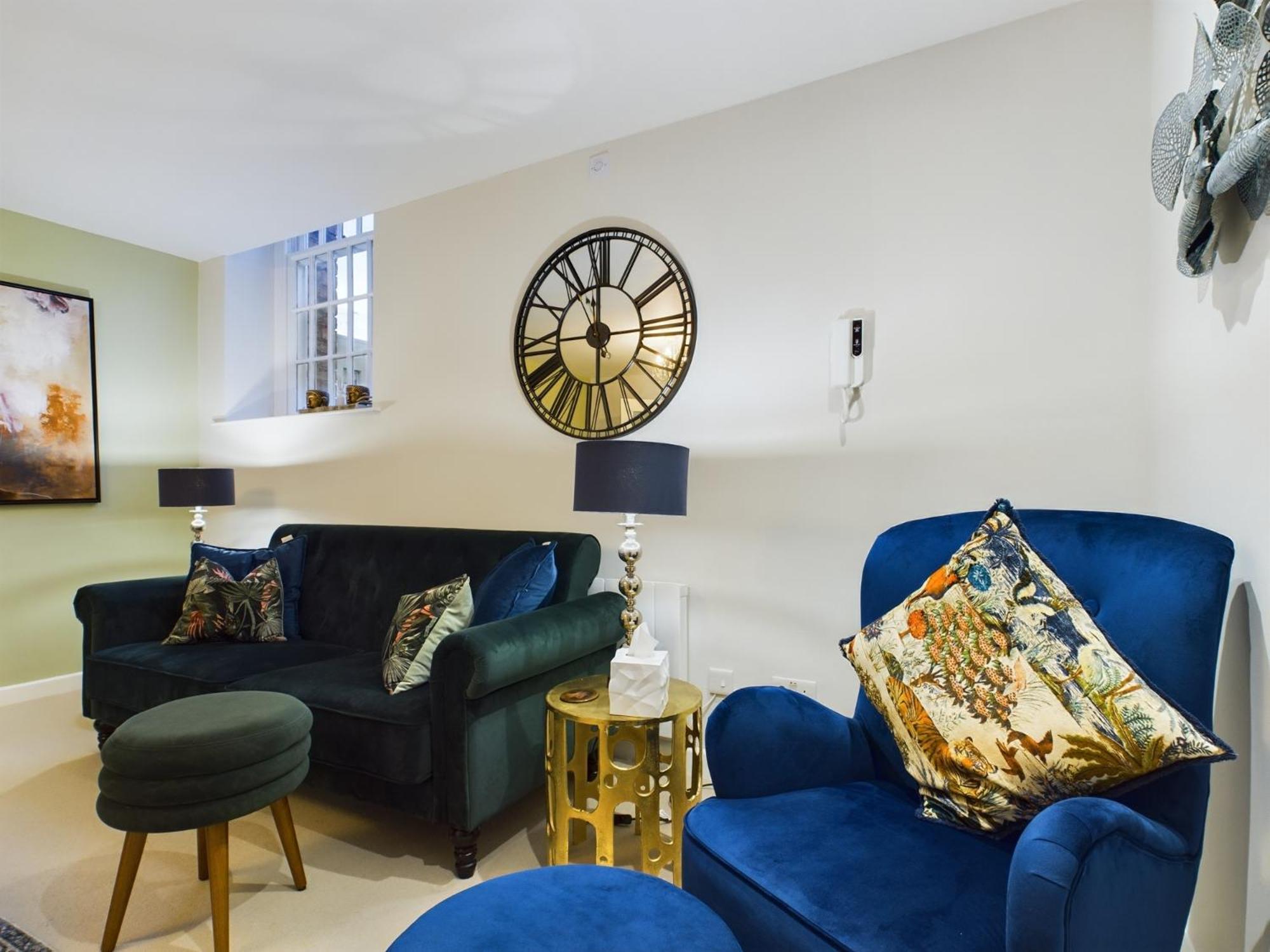 Modern Duplex Central Free Parking Wi-Fi Apartment Cheltenham Bagian luar foto